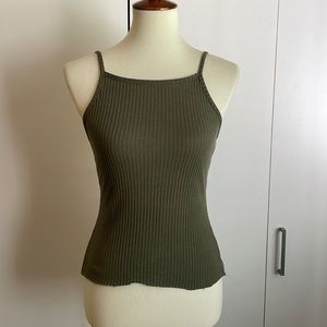 Rue21 Medium Tank * Ribbed‎ * Uneven Bottom Hemline * Olive Green